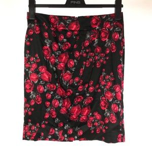 White House Black Market Red Roses Pencil Skirt